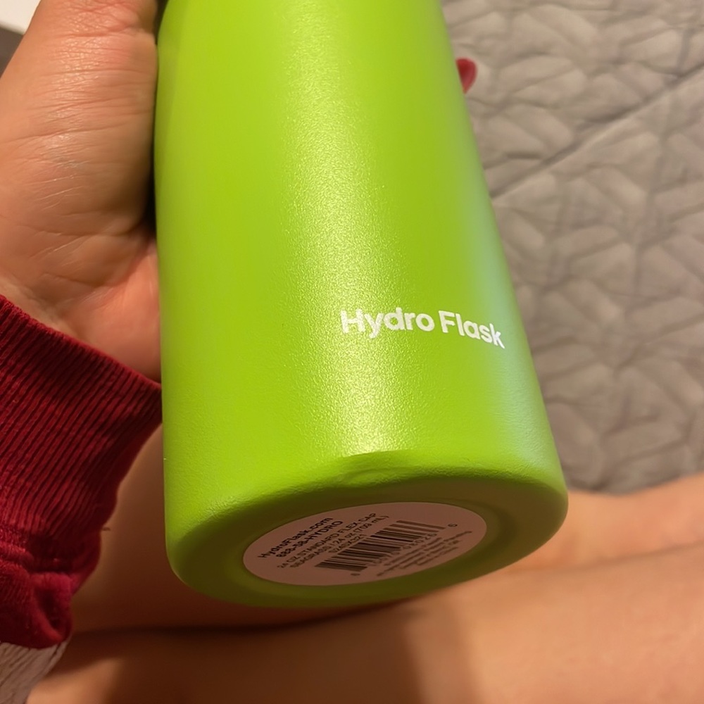 Hydro flask - Picture 2 of 5